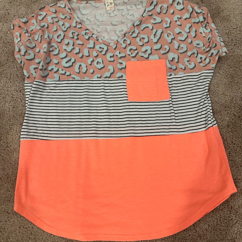 7th Ray Women's Leopard and Stripe Short Sleeve Top - Coral and Gray